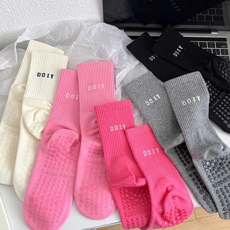 1켤레, 새롭고 다채로운 색상의 트렌디한 스포츠 요가  - Sports Socks 리뷰 및 가격
