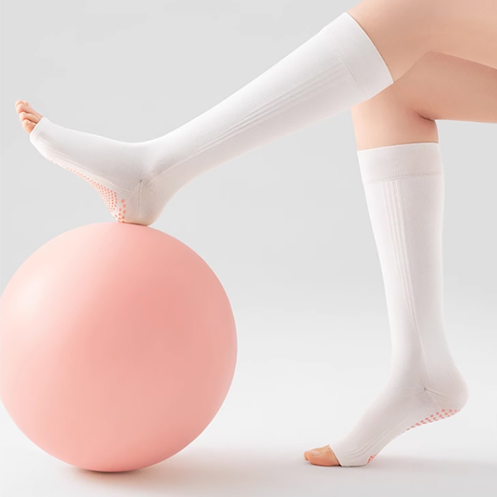 전문용, 발가락이 드러나는 요가 양말, 여성용, 미끄럼 - Sports Socks 리뷰 및 가격