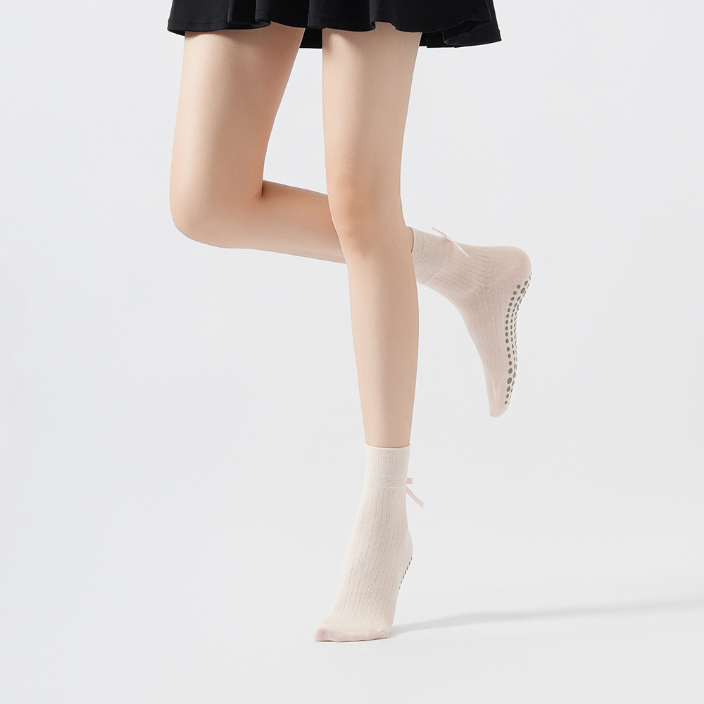 귀여운 리본 장식 요가 양말 소녀용 스위트 트렌드 필라 - Sports Socks 리뷰 및 가격